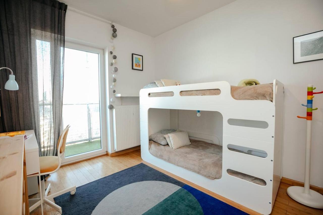 Dwupoziomowy, Rodzinny Apartament. Ochrona, Garaz. Varšava Exteriér fotografie