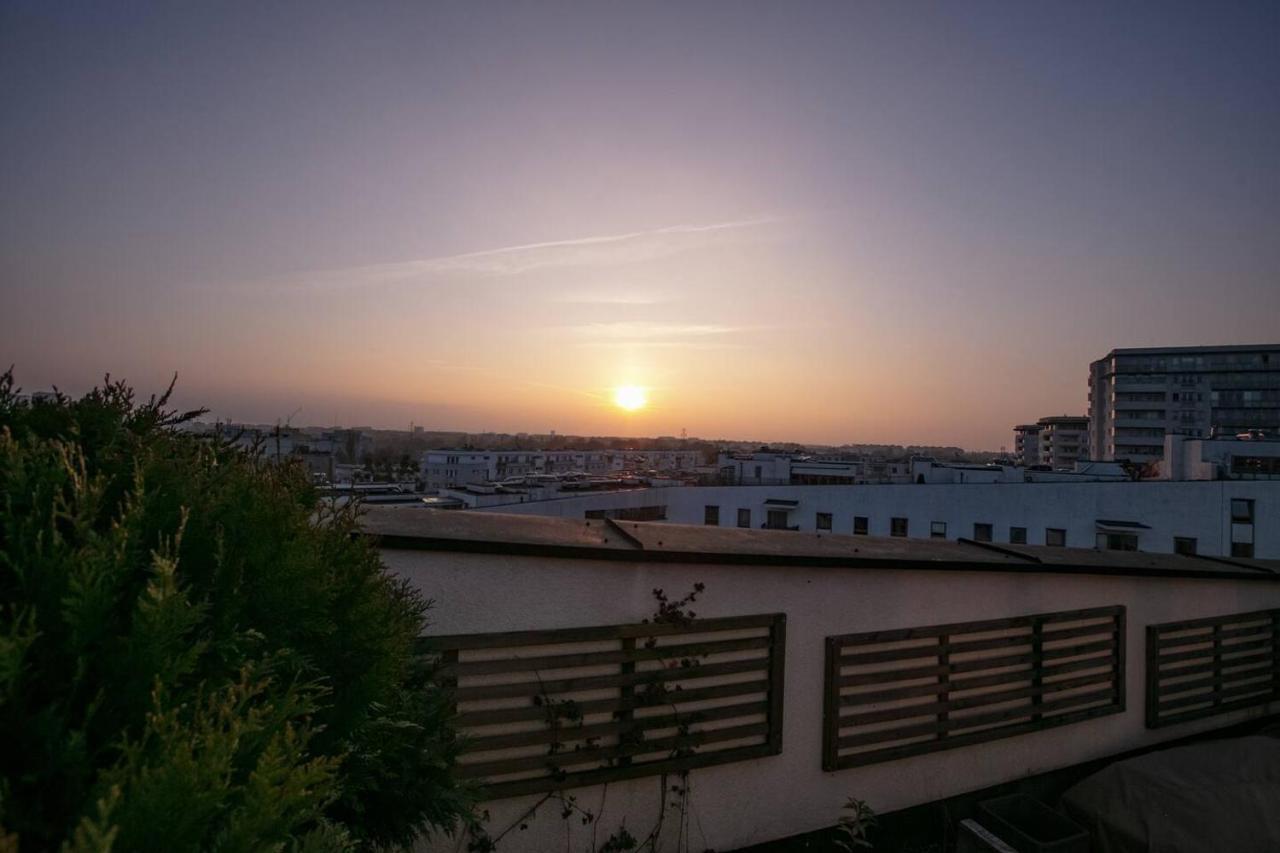 Dwupoziomowy, Rodzinny Apartament. Ochrona, Garaz. Varšava Exteriér fotografie