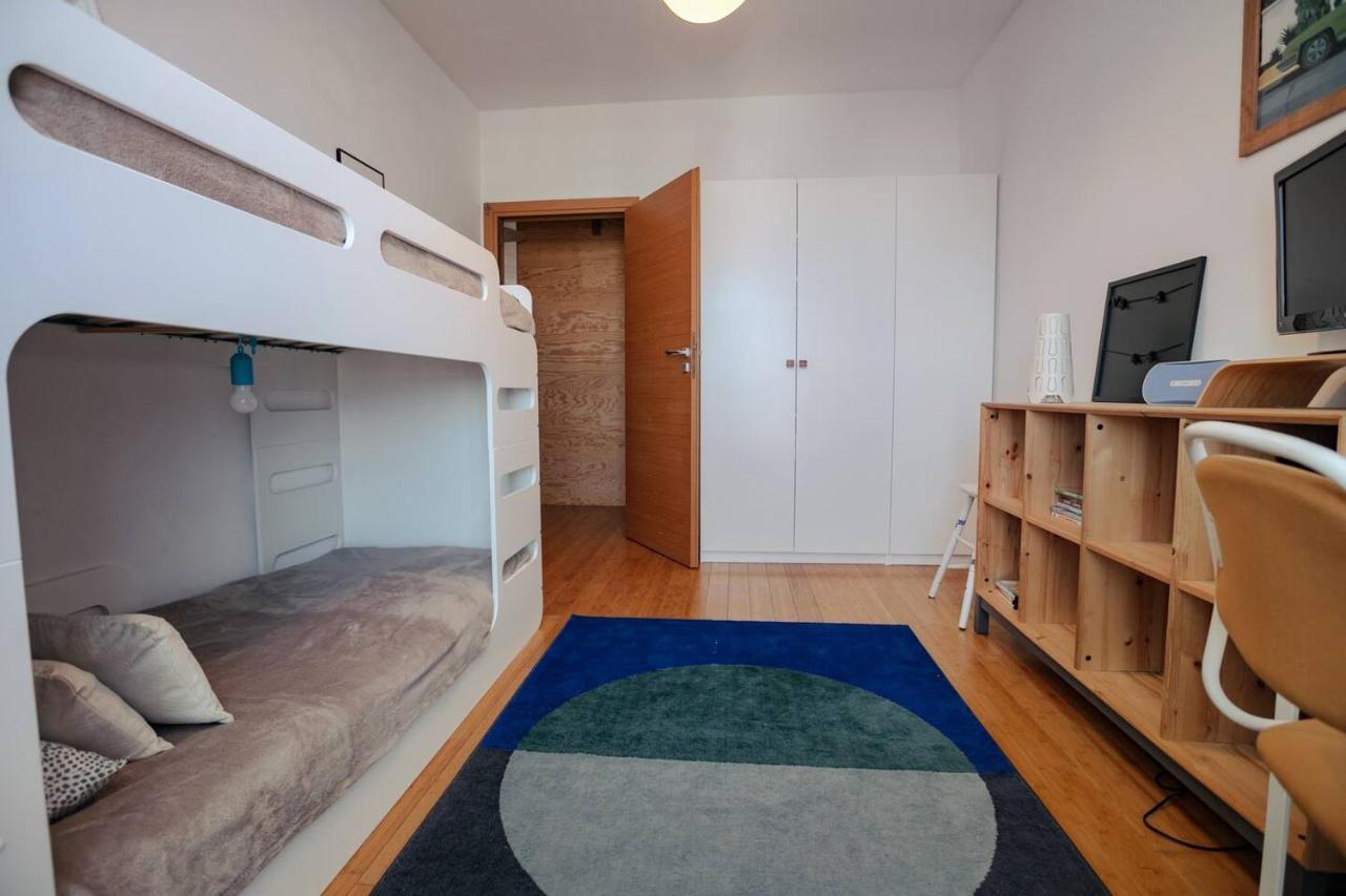 Dwupoziomowy, Rodzinny Apartament. Ochrona, Garaz. Varšava Exteriér fotografie
