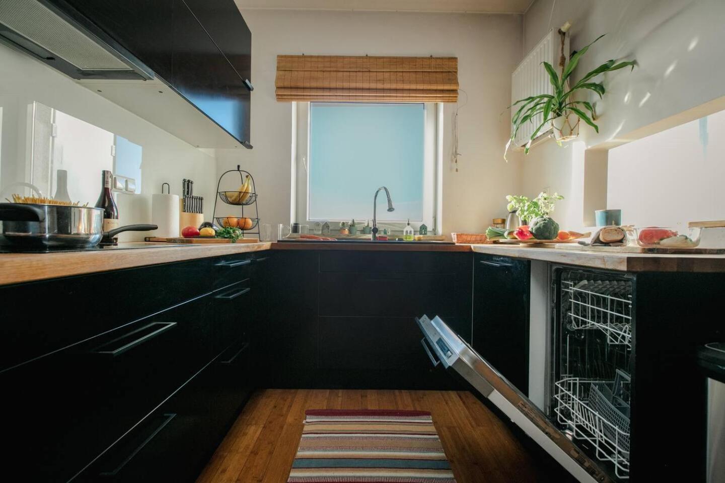 Dwupoziomowy, Rodzinny Apartament. Ochrona, Garaz. Varšava Exteriér fotografie